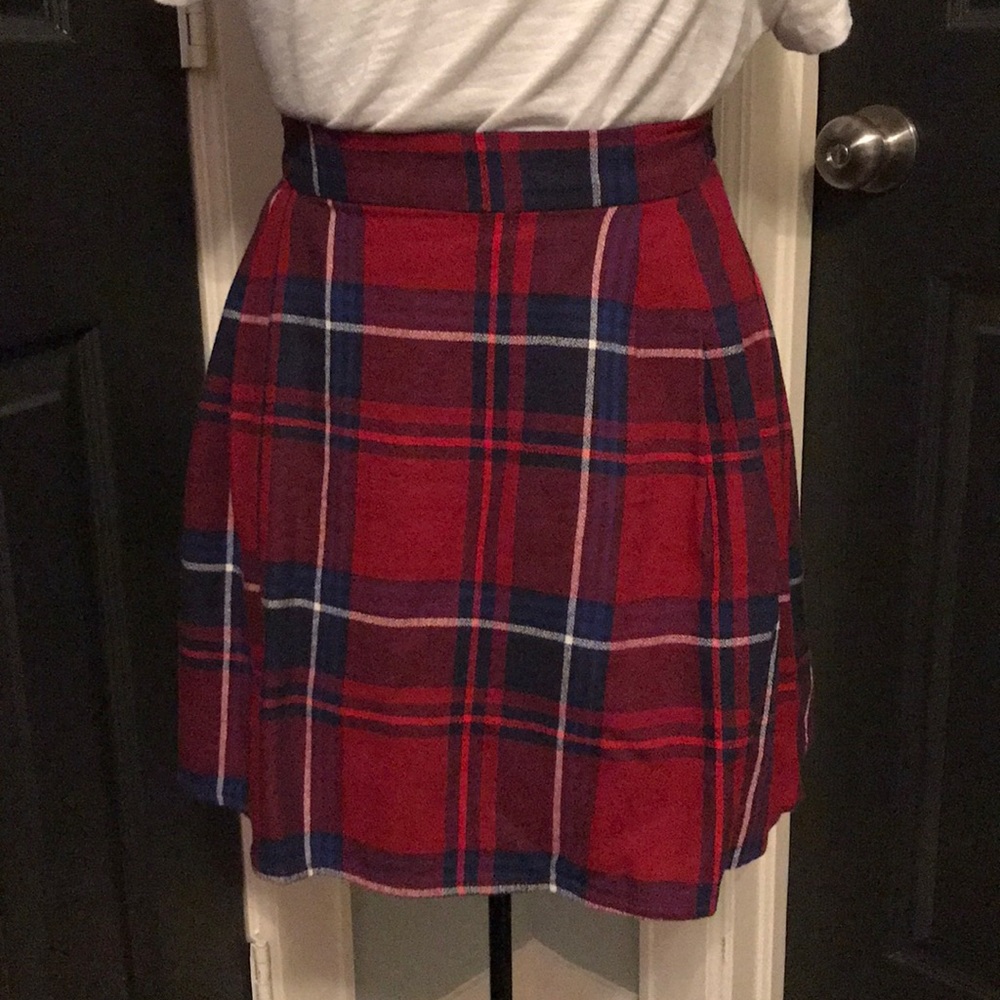 Old navy plaid skirt